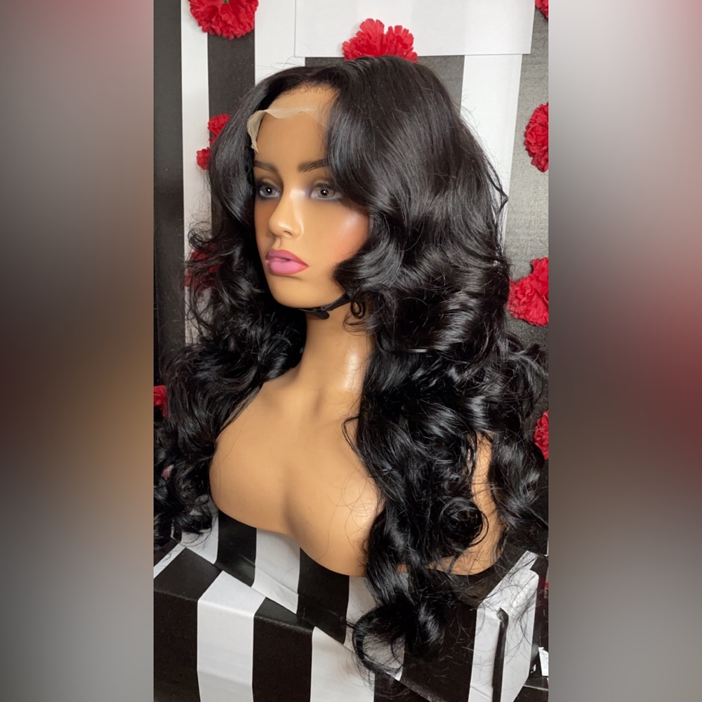 20 inches HD WIG 
5x5 Lace closure wig